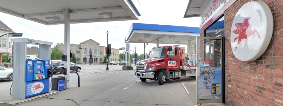 Mobil Gas Station in Grafton, WI